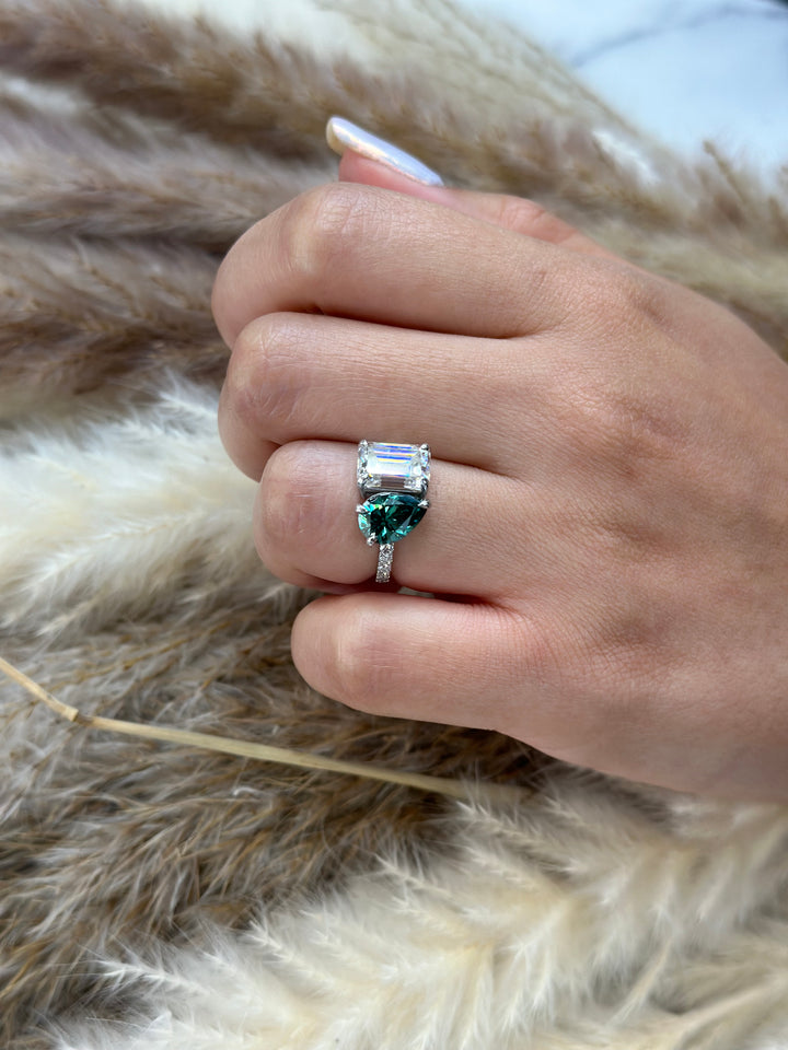 Toi Et Moi Emerald &amp; Green Pear Shape Engagement Ring With Pave Band