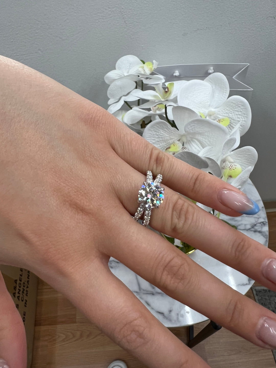 Round Cut Engagement Ring With Double Band