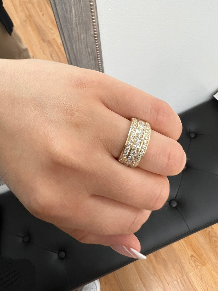 Exclusive 3 Row Round Eternity Band