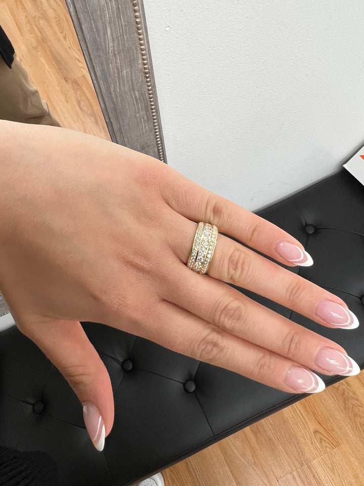 Exclusive 3 Row Round Eternity Band