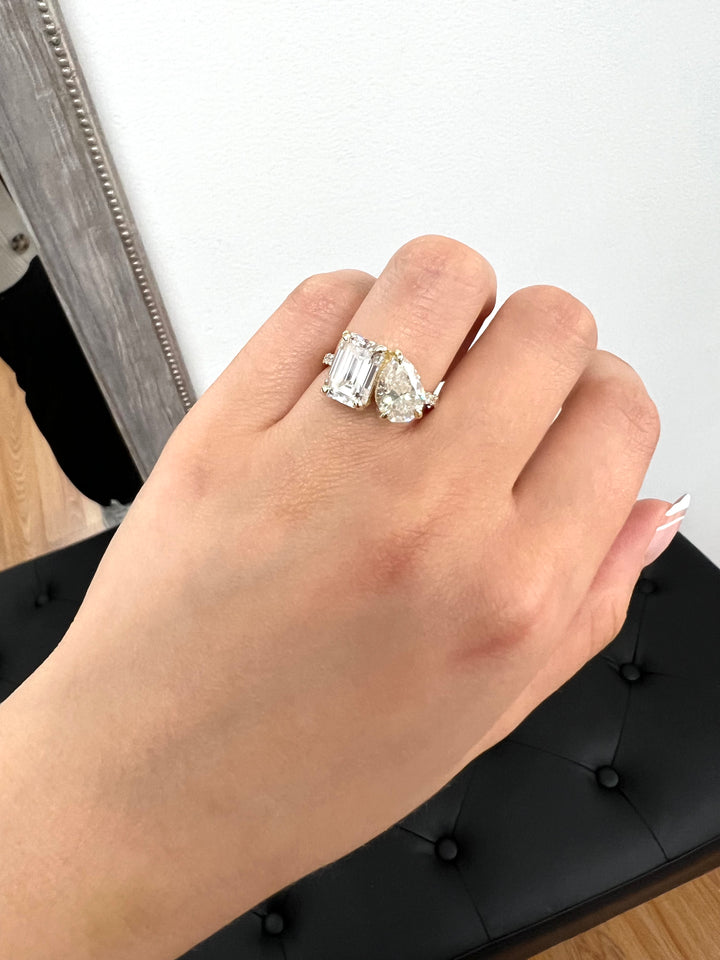 Toi Et Moi Emerald &amp; Pear Shape Engagement Ring with Pave Band