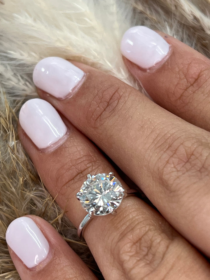 Round Cut Six Prong Solitaire Engagement Ring