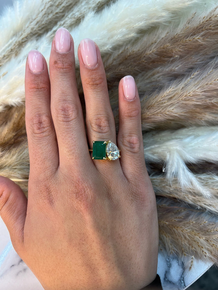 Toi et Moi Green Emerald &amp; Pear Shape Engagement Ring