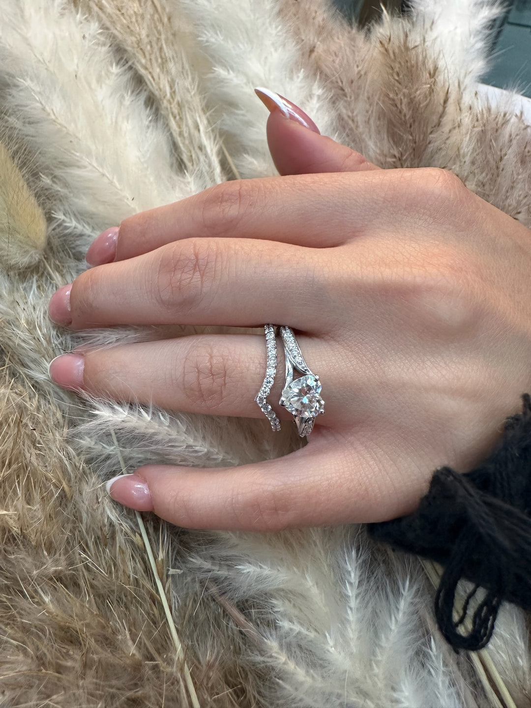 Heart Shape Engagement Ring With Detailed Band