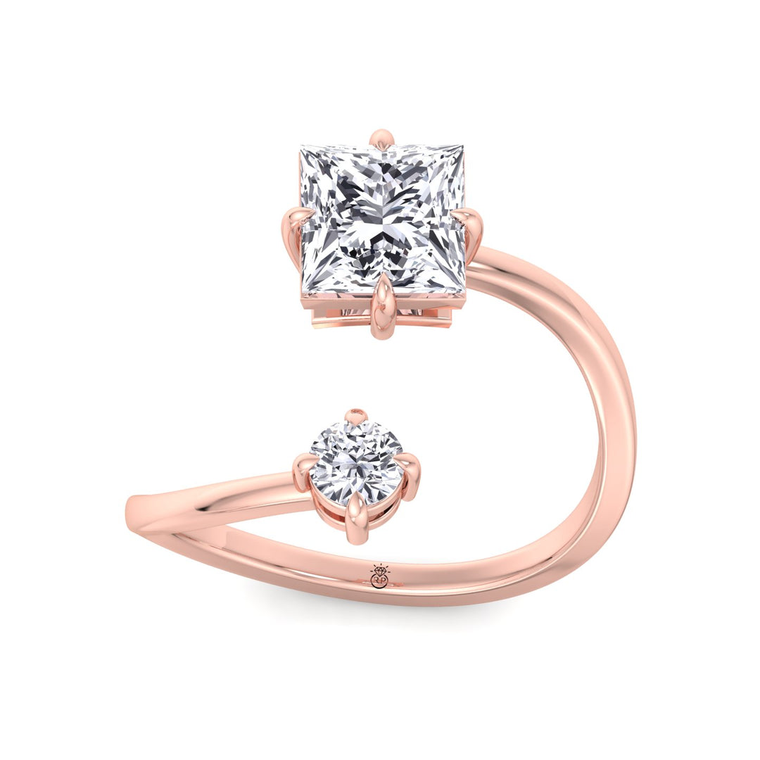 Princess &amp; Round Cut Engagement Ring