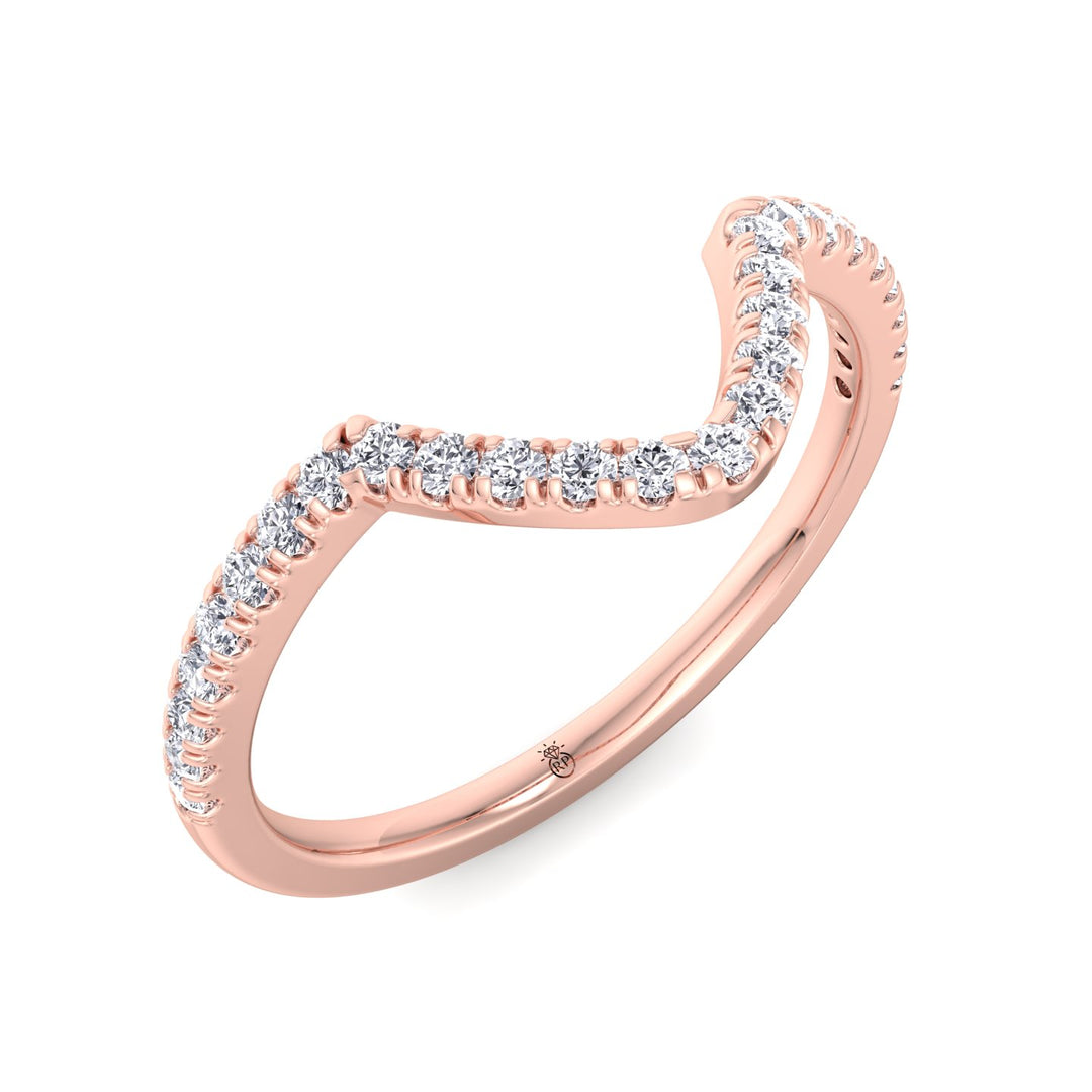 Curved Pave Wedding Band (0.21 CT)