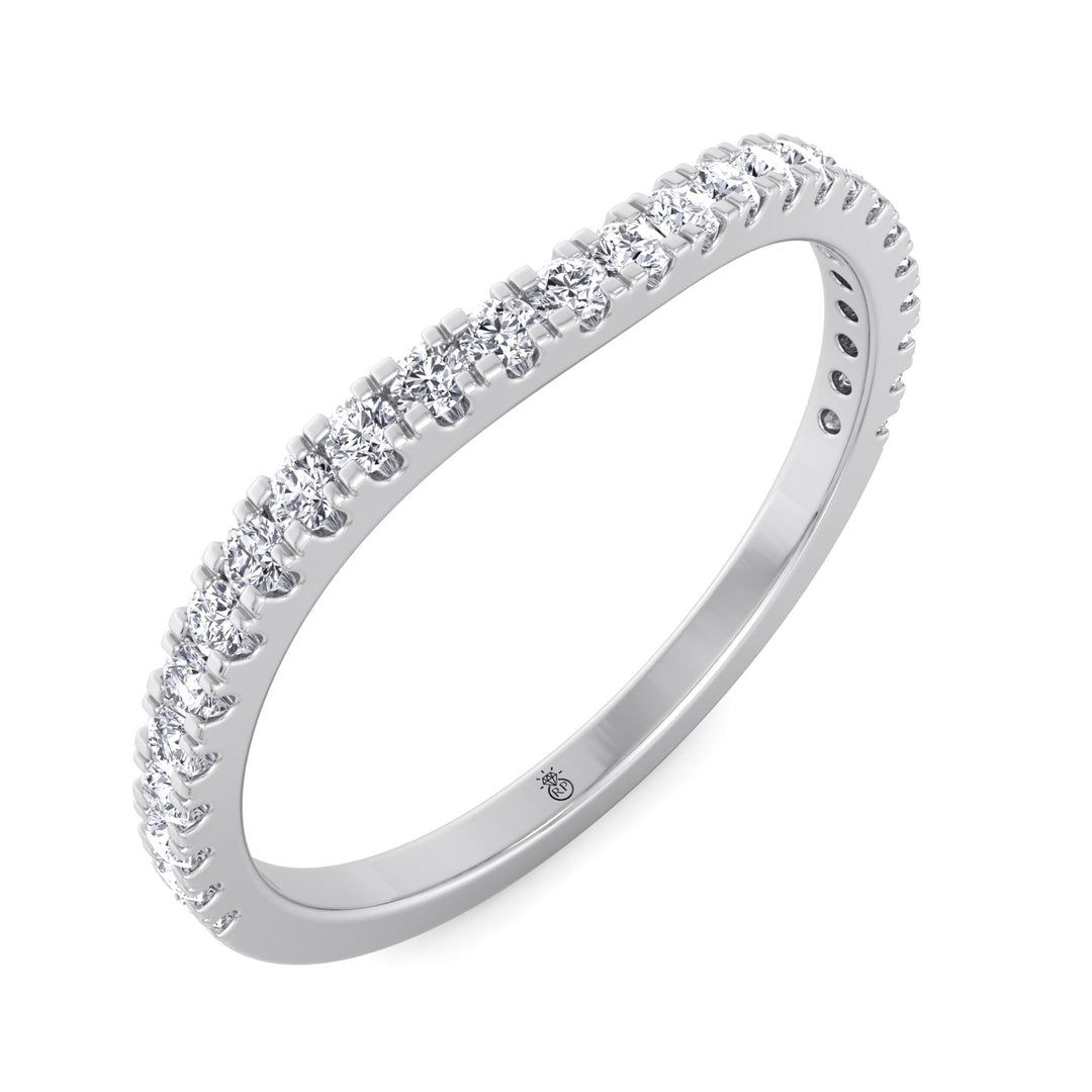Pavé Wedding Band with Curve (0.24 CT)