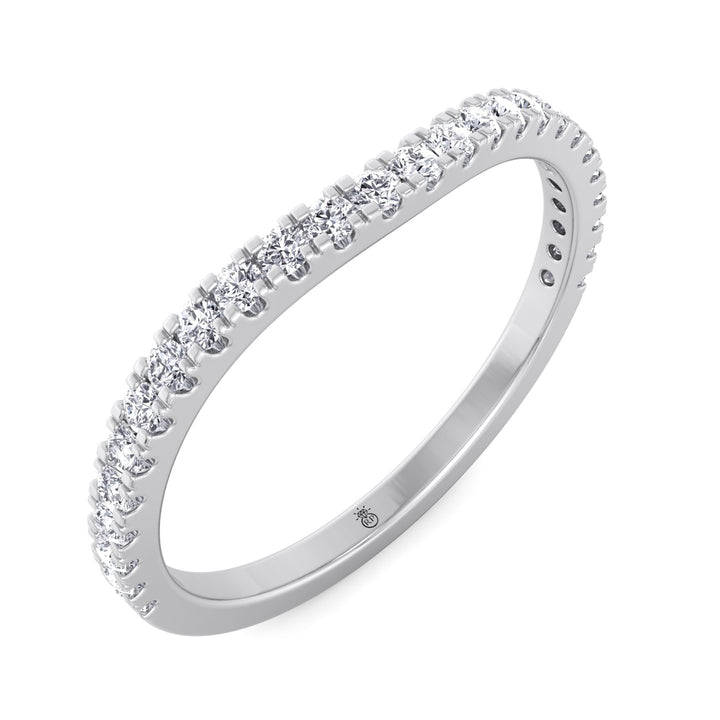 Pavé Wedding Band with Curve (0.24 CT)