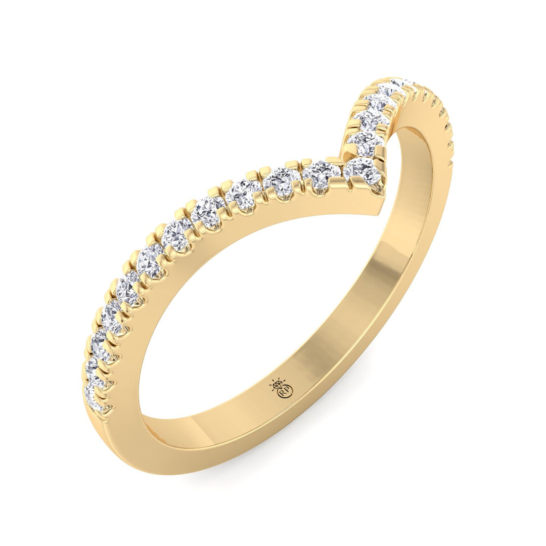 Curved Wedding Band (0.21 CT)