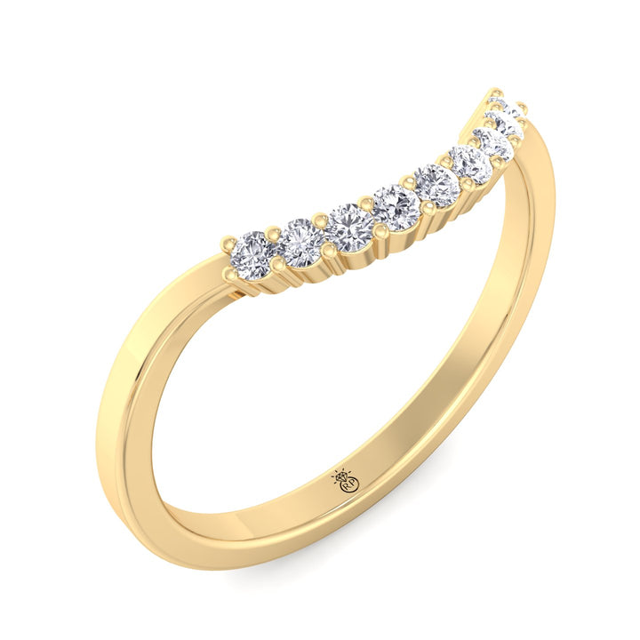 Curved Pave Wedding Band (0.12 CT)