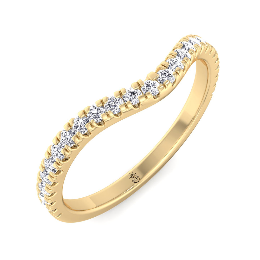 Pave Wedding Band with Curve (0.34 CT)