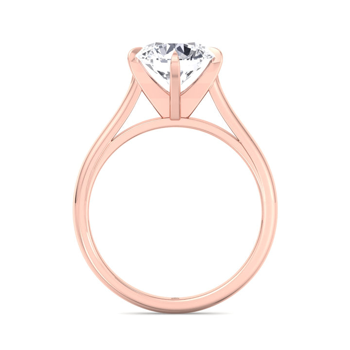 Round Cut Solitaire Engagement Ring
