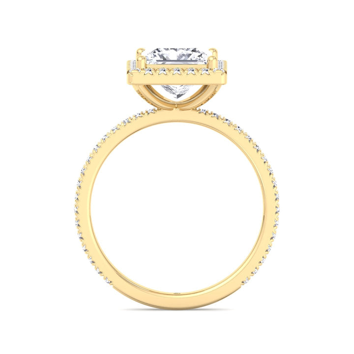 Princess Cut Engagement Ring With Pavé Sidestones &amp; Halo