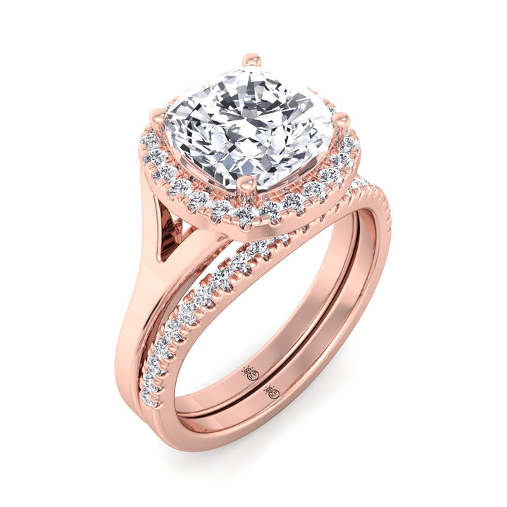 Stackable Pave Wedding Band with Curve (0.16 CT)