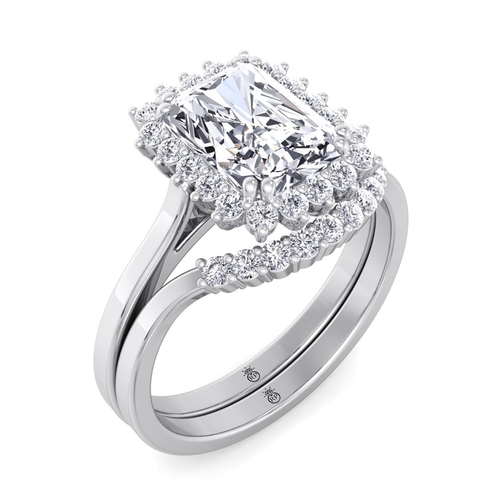 Curved Pave Wedding Band (0.12 CT)
