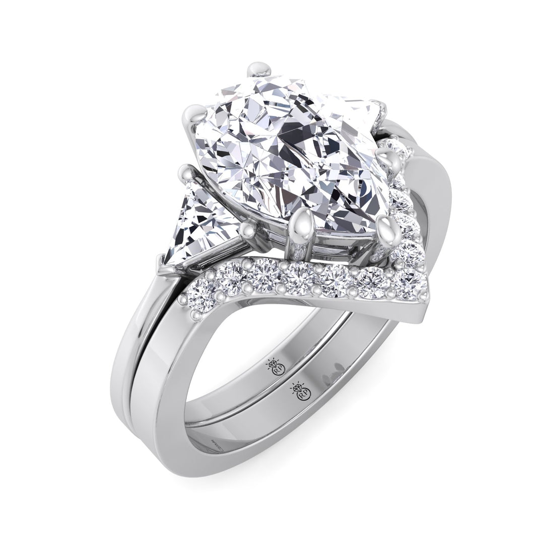 Wedding Band with Curve (0.07 CT)