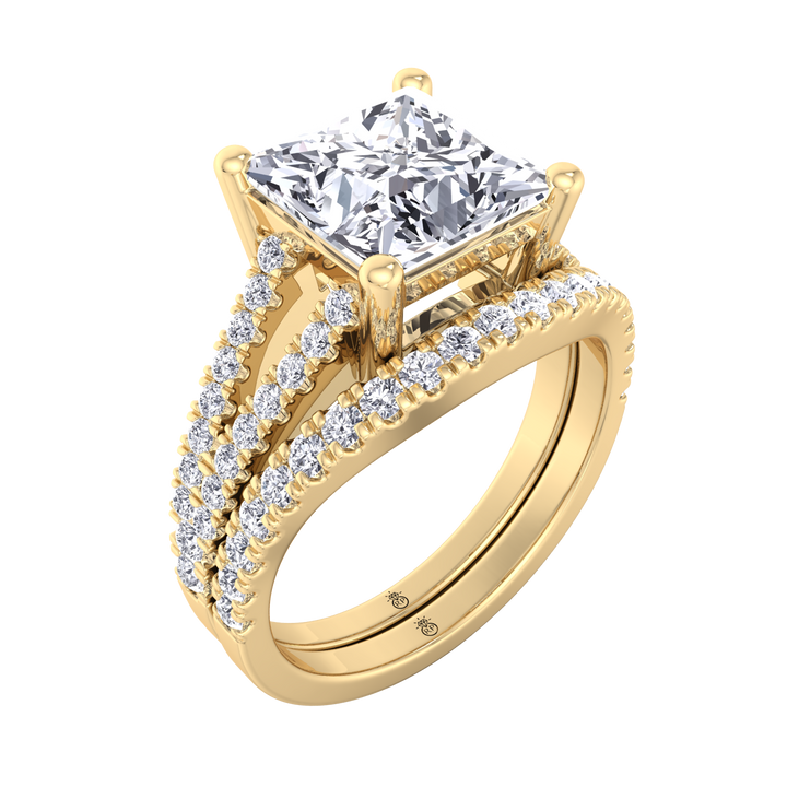 Curved Pave Wedding Band (0.26 CT)
