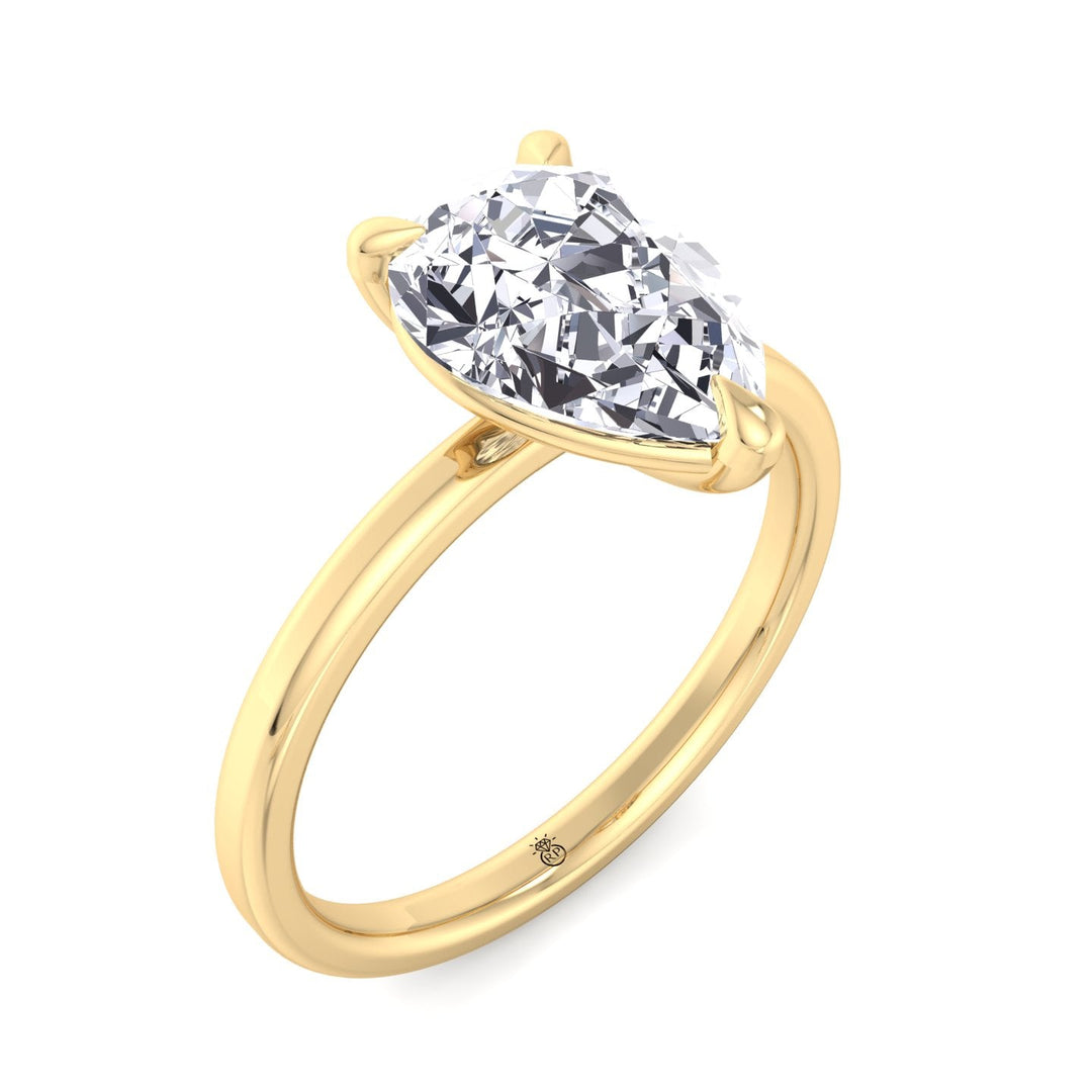 Pear Shape   Solitaire Engagement Ring