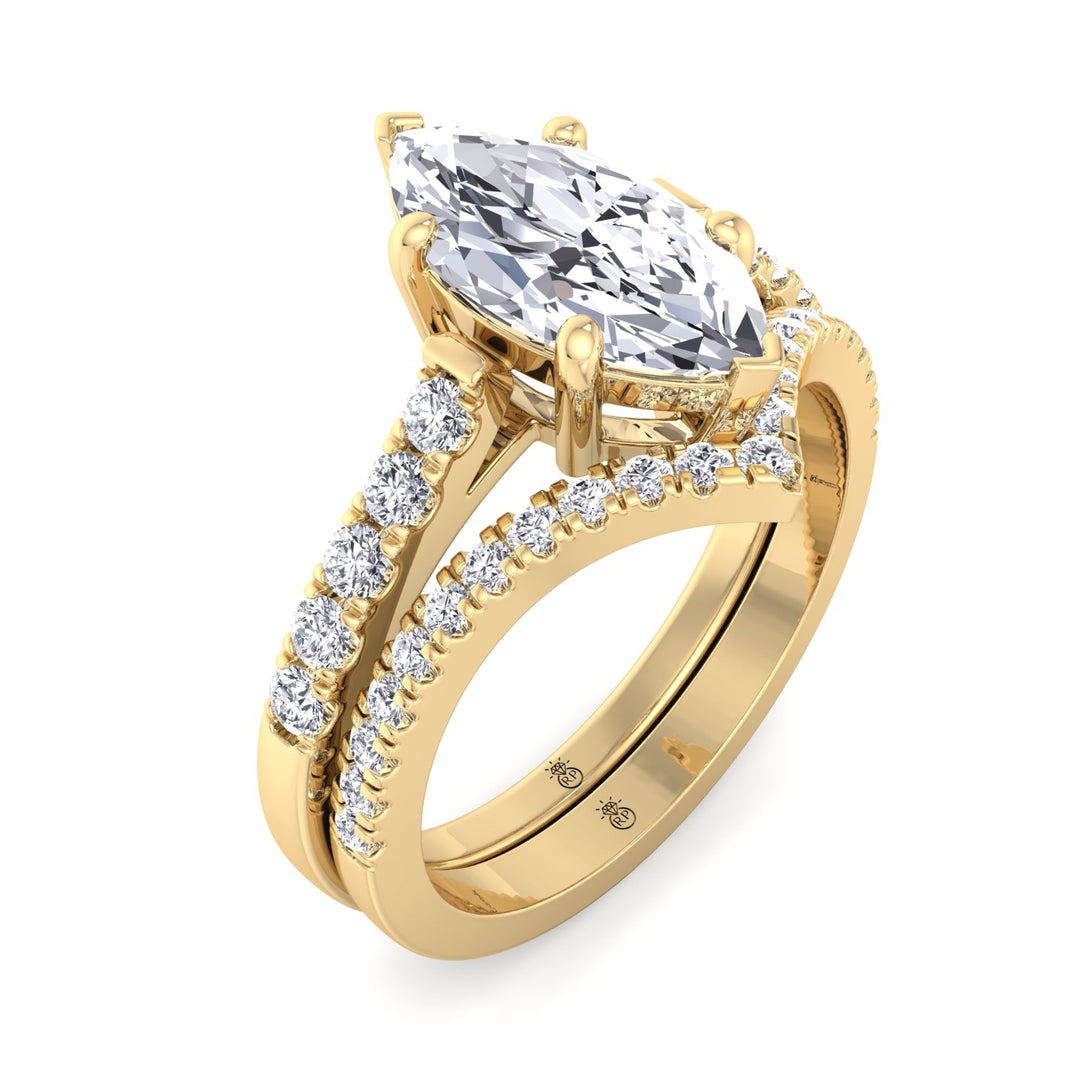 Curved Wedding Band (0.21 CT)
