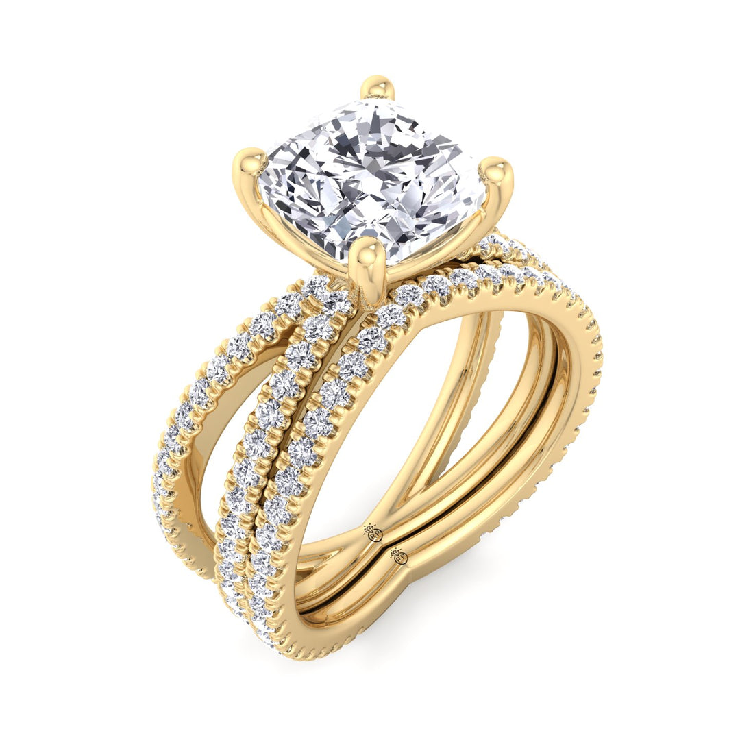 Curved Wedding Band (0.40 CT)