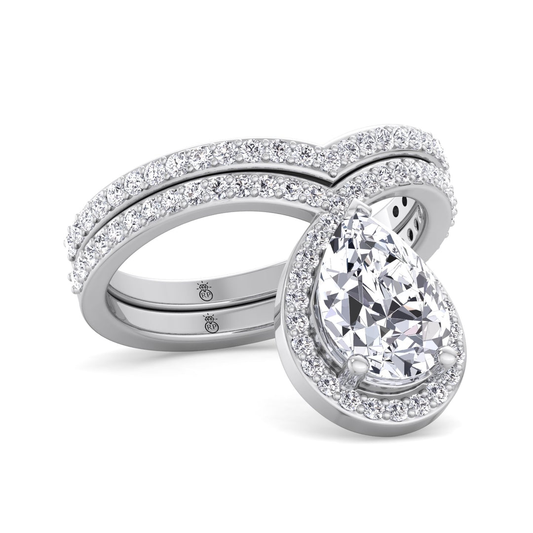 Curved Pave Wedding Band (0.26 CT)