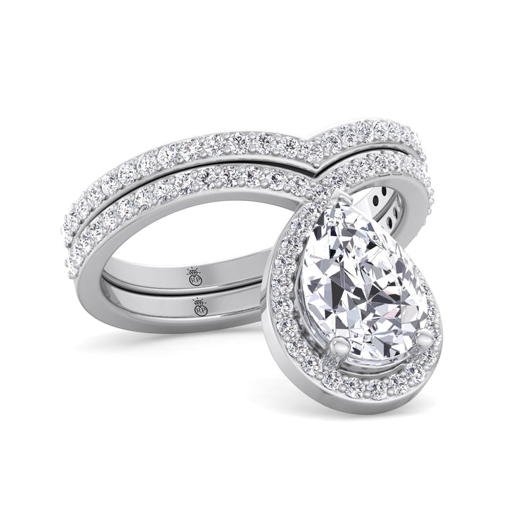 Curved Pave Wedding Band (0.26 CT)
