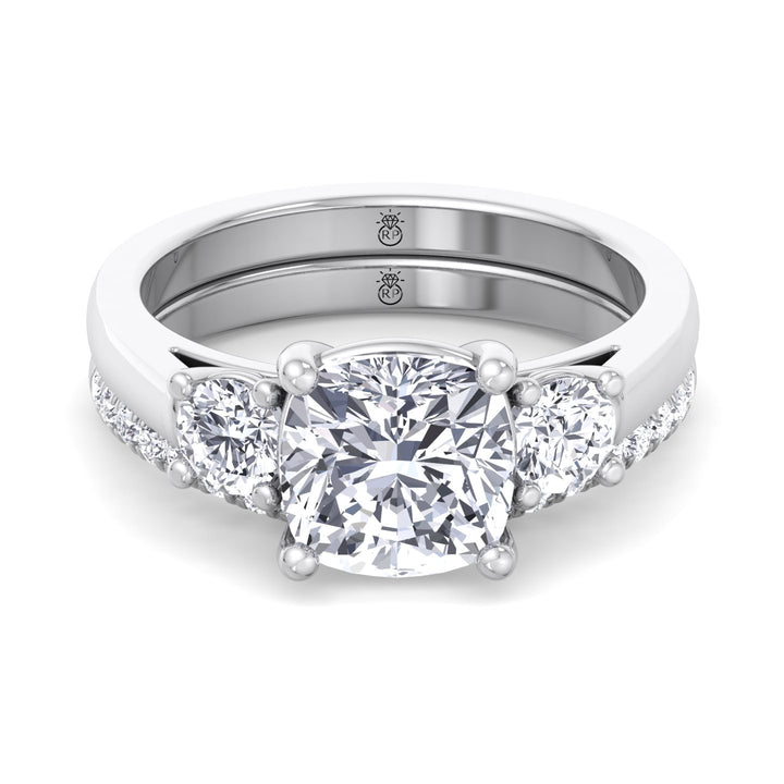 Hollywood - Pave Wedding Band with Curve (0.36 CT)