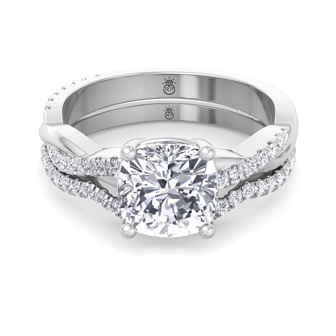 Curved Pave Wedding Band (0.23 CT)