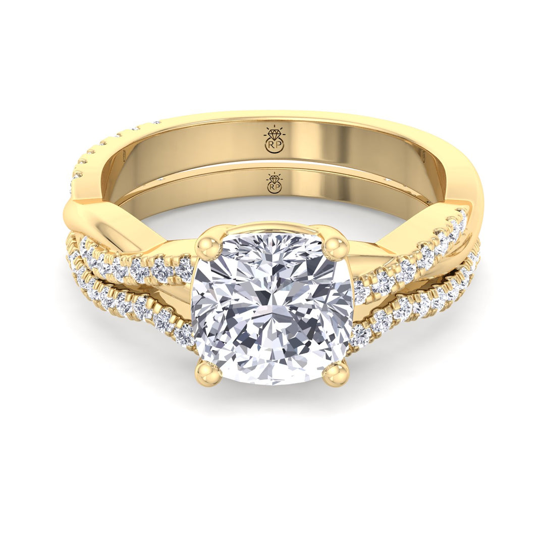 Curved Pave Wedding Band (0.23 CT)