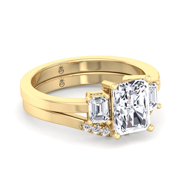 Curved Pave Wedding Band (0.04 CT)