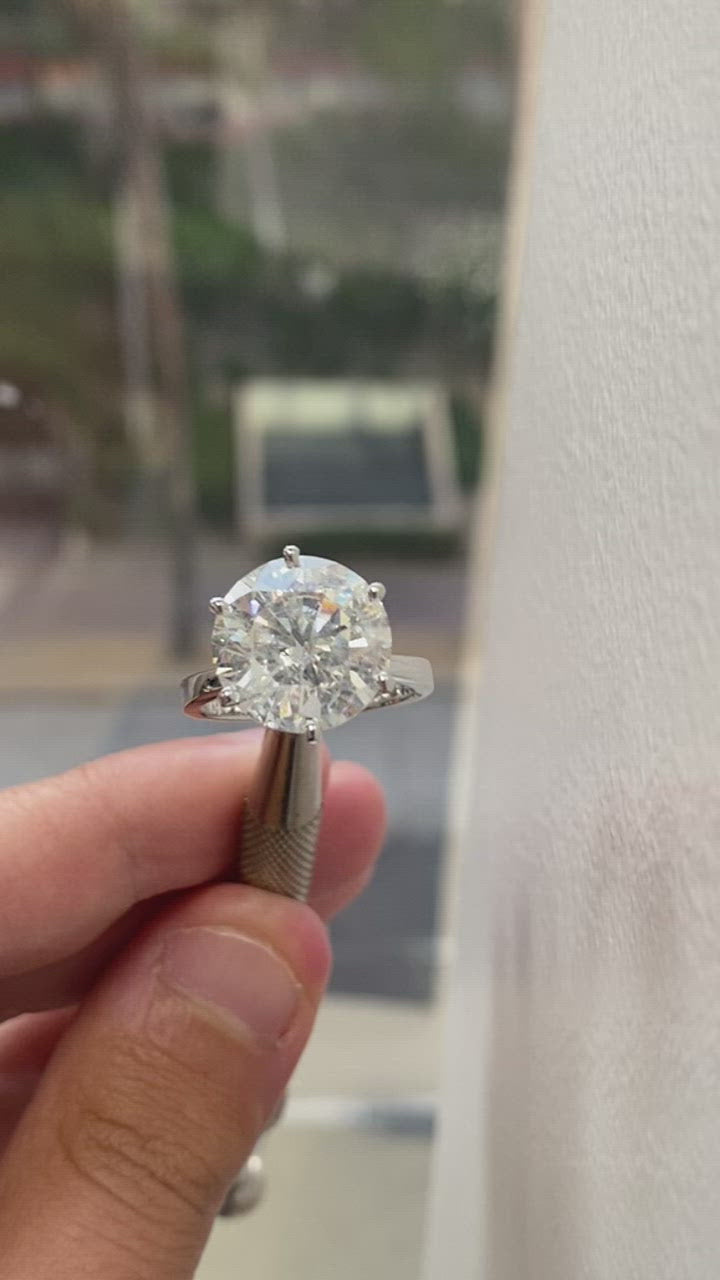 Round Cut Six Prong Solitaire Engagement Ring