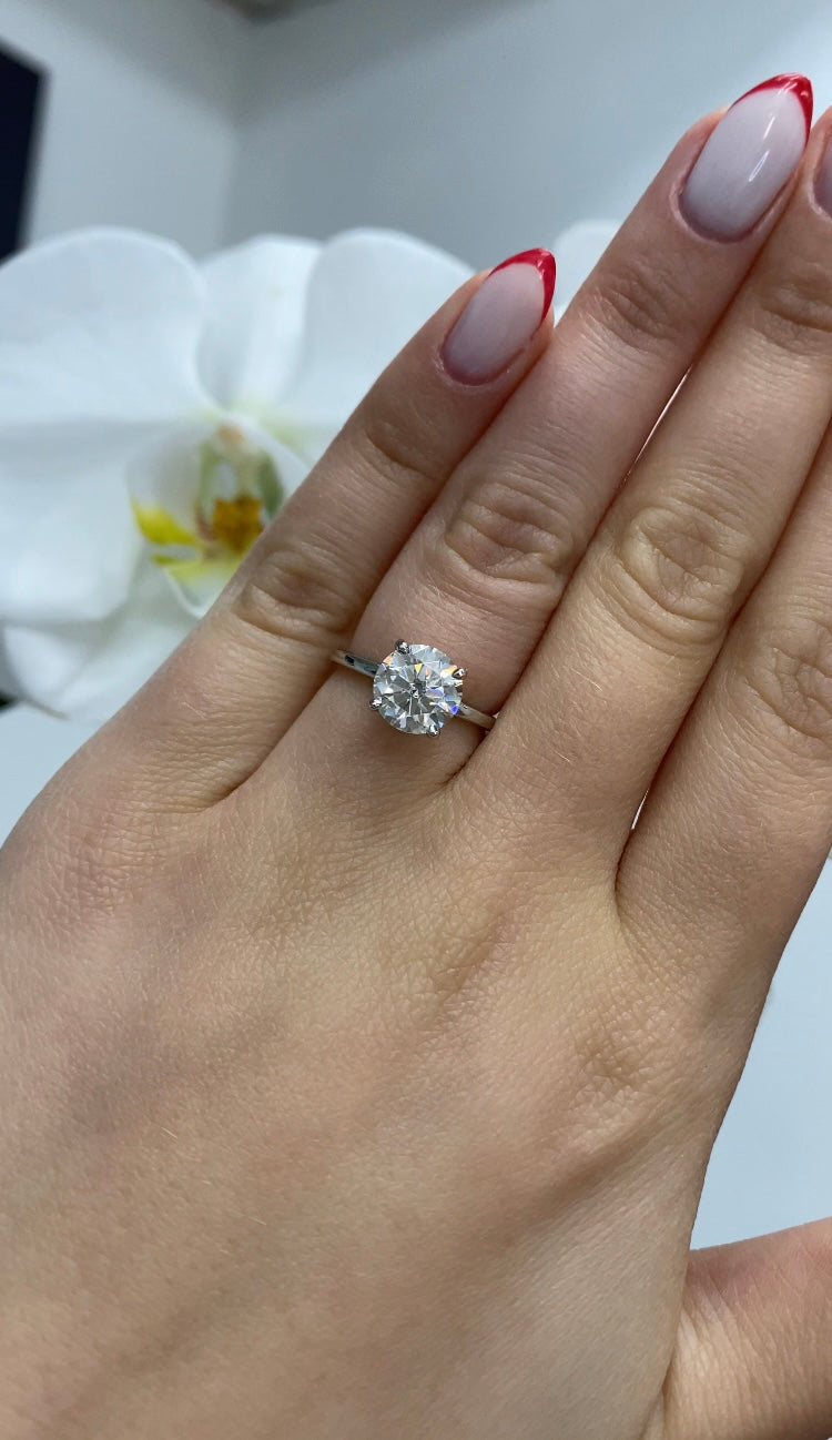 Thin Band Solitaire Round Brilliant Engagement Ring