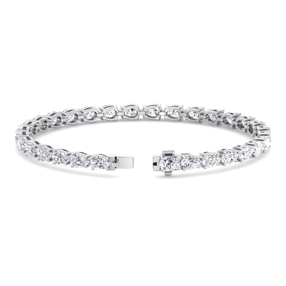 (13.70Ct T.W) Pear Shape East To West Tennis Bracelet