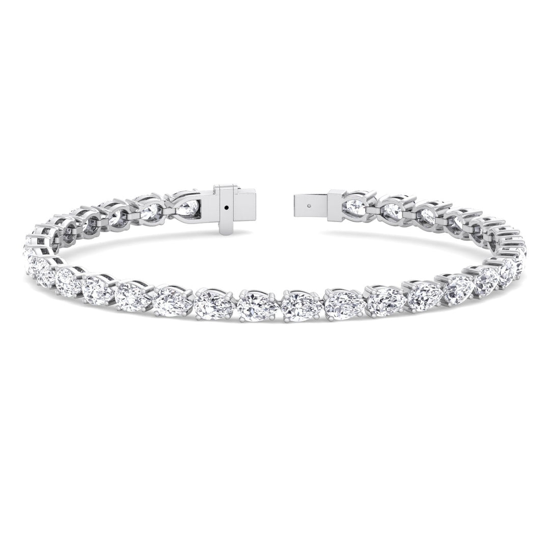 (13.70Ct T.W) Pear Shape East To West Tennis Bracelet