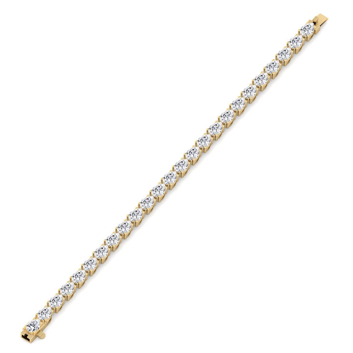 (13.70Ct T.W) Pear Shape East To West Tennis Bracelet